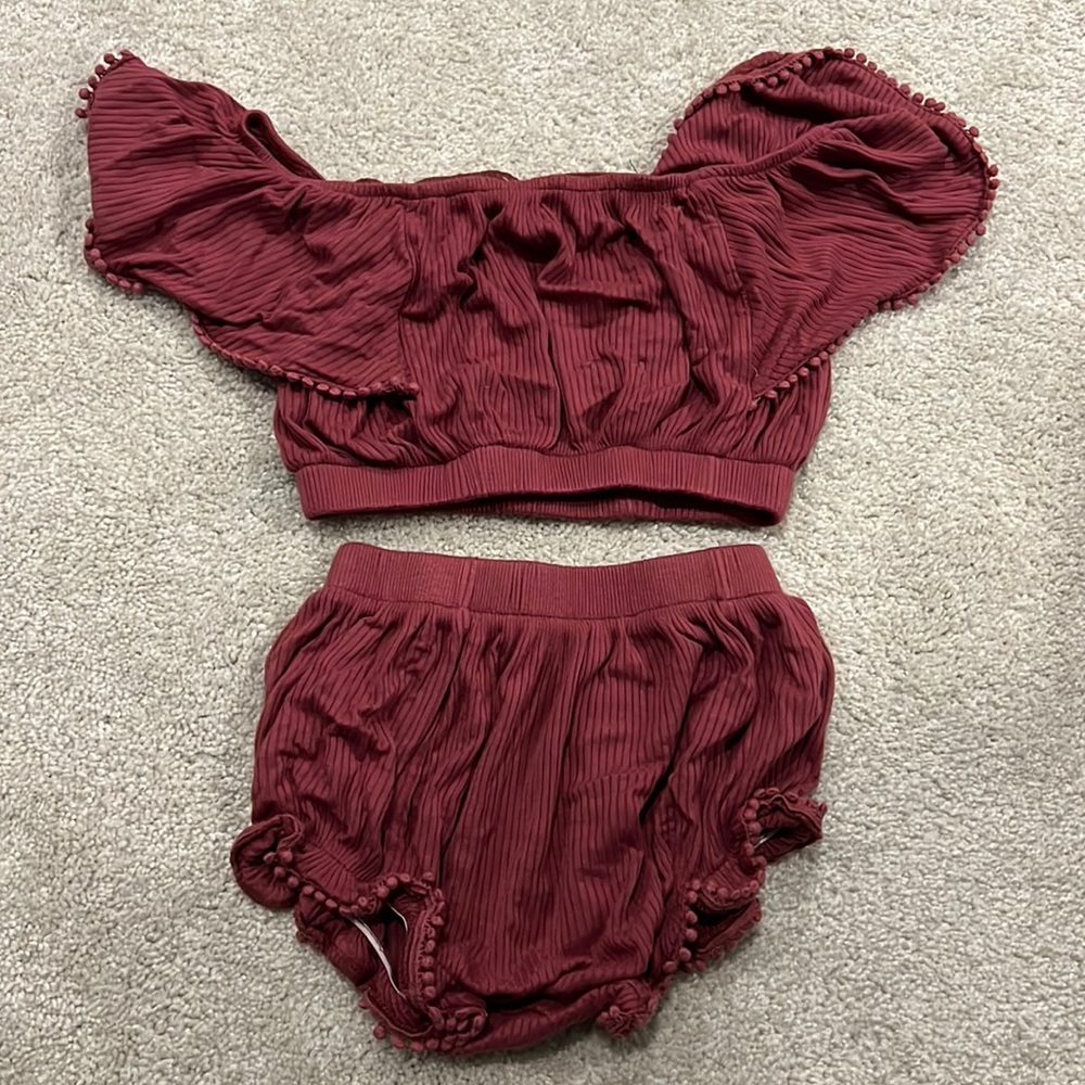Kate Quinn 2 piece sun suit. 3T